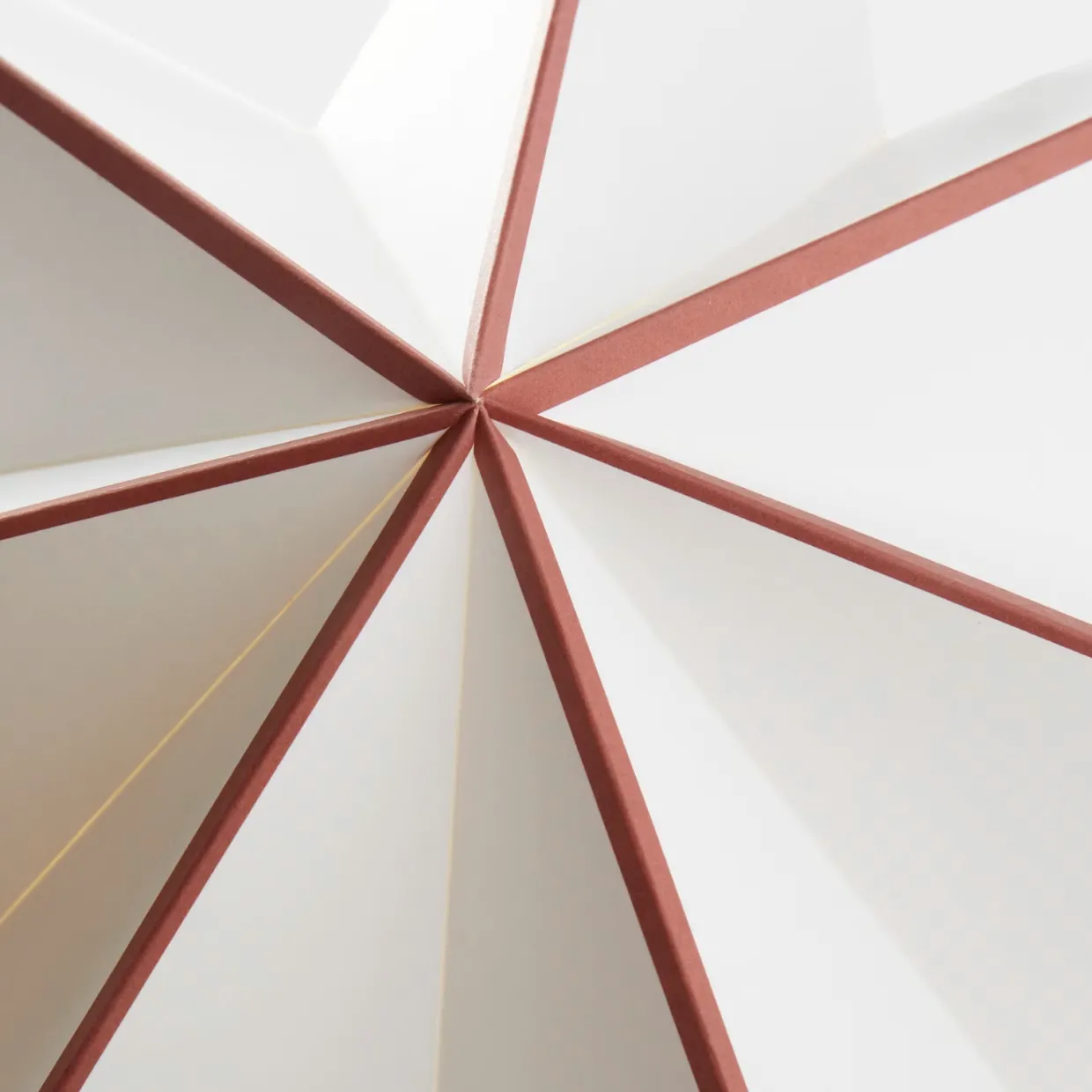 Adventsstjärna Noelle 60cm Vit/röd