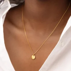 Berlock Mini Letter Guld L