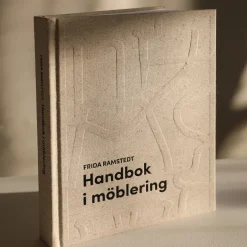 Bok Handbok i möblering