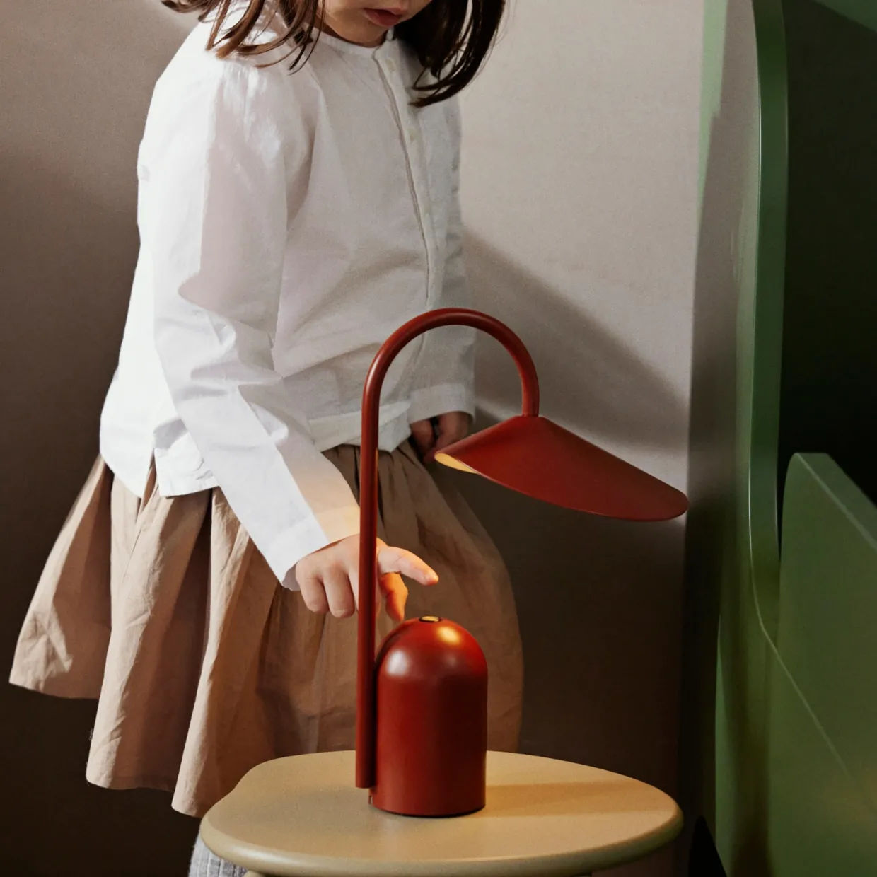 Bordslampa Uppladdingsbar Arum Rost