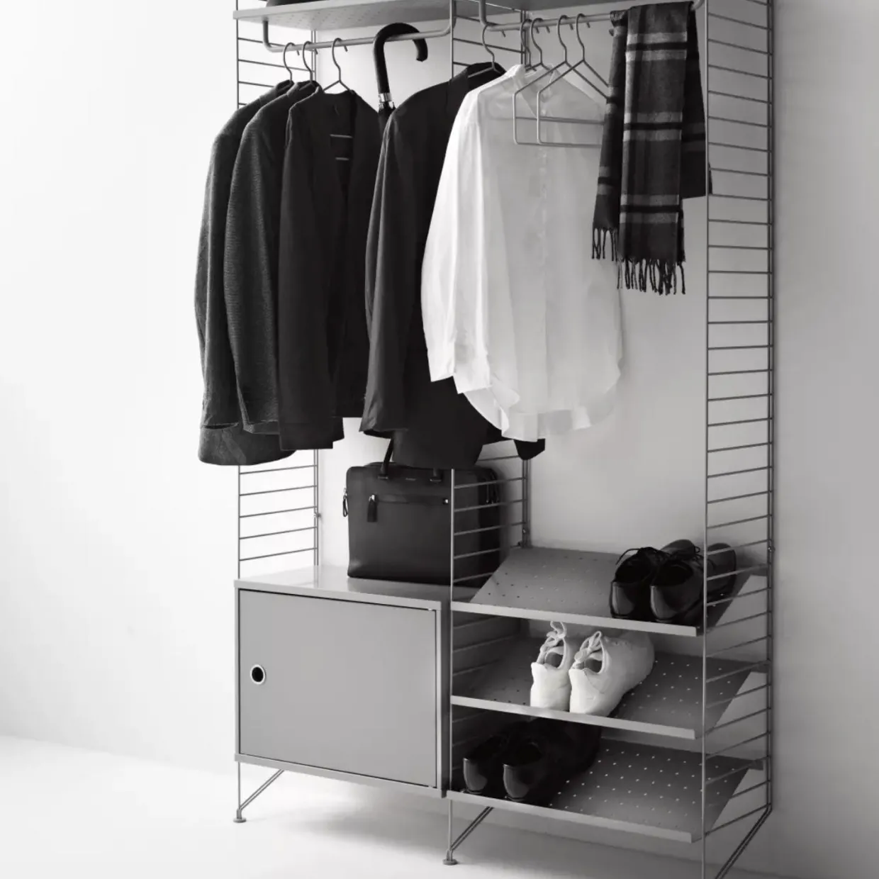 Golvgavel 200x30 1-p svart