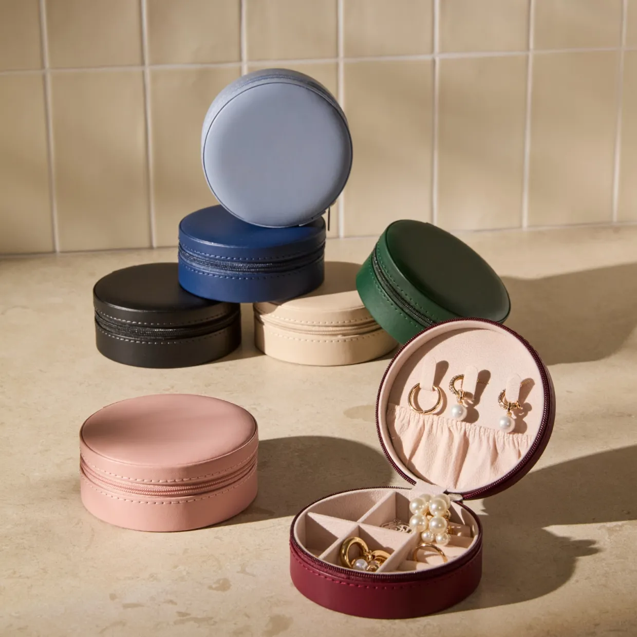 Smyckesskrin Jackie rund burgundy