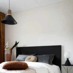 Taklampa Yumi L svart/beige