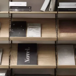 Tidskriftshylla Trä 58x30 svartbetsad